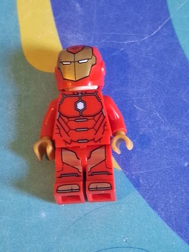 Lego invincible iron man - lego,